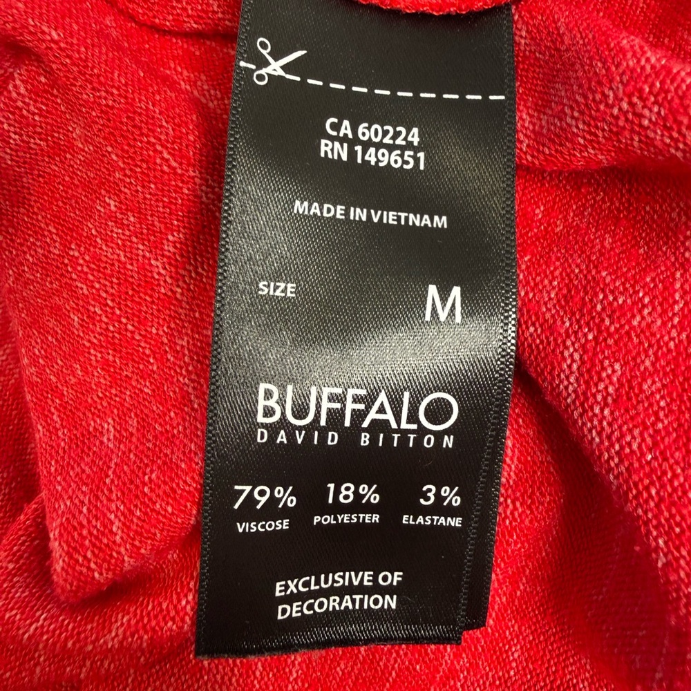 Buffalo David Bitton Heart Print Sweatshirt M Red Lightweight Knit Pullover - Picture 7 of 11